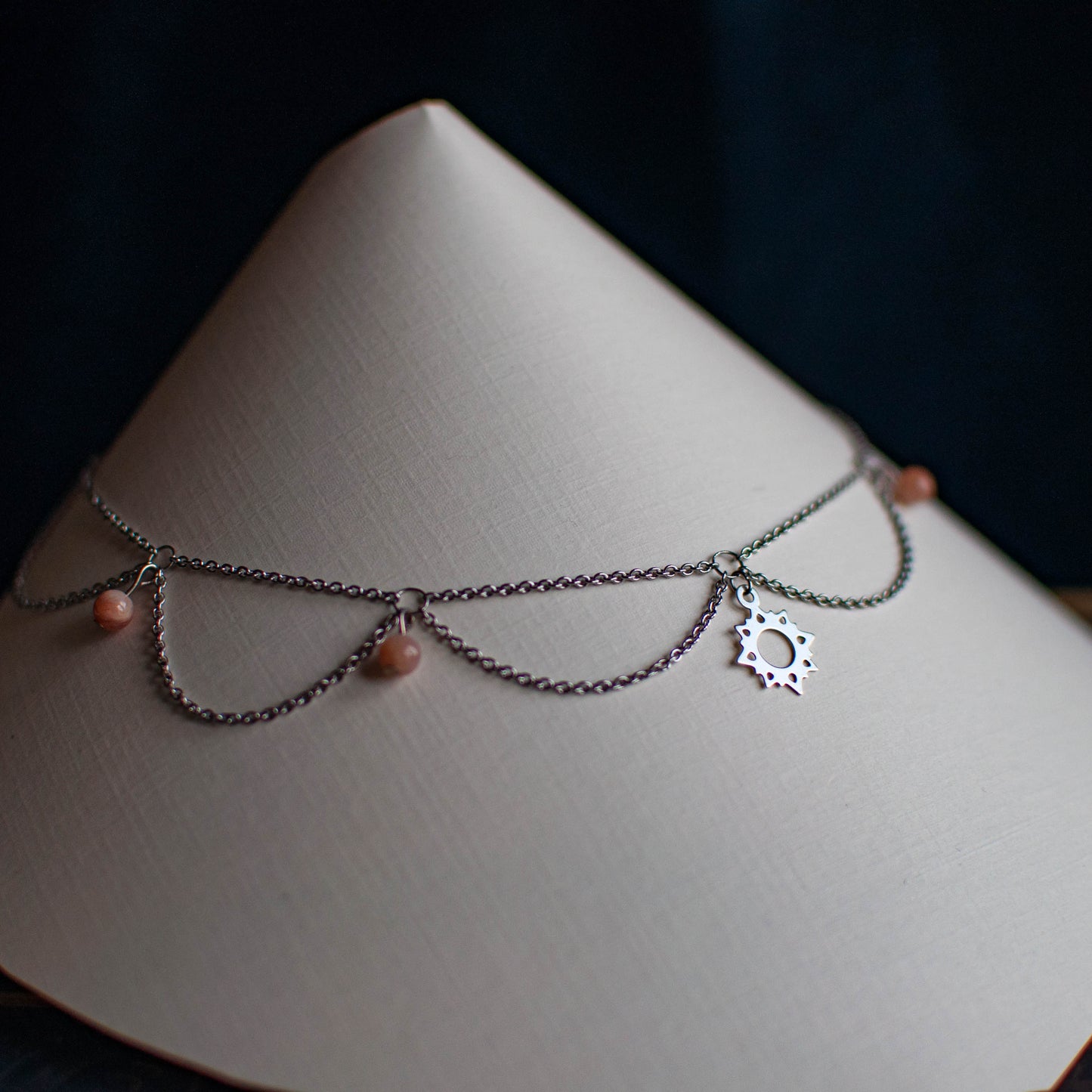 Collier ’Solary’ - Pierre de Soleil | Collection & Lune