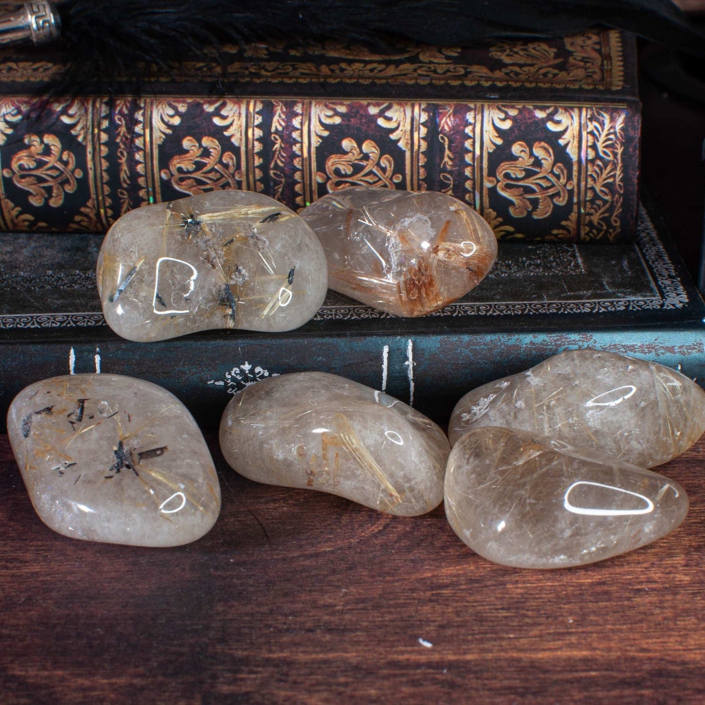 Cristal de roche / Quartz Rutile | Pierre roulée